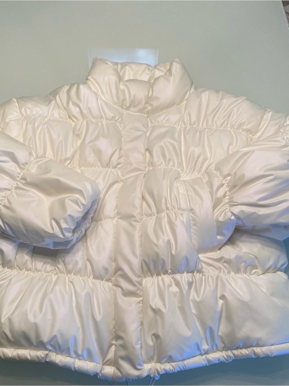 H&M Iridescent Pearlescent White Cropped Puffer Jacket Size Large (As-Is)